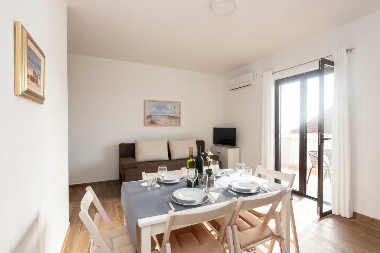 Apartman Lipotica Diklo Zára Kültér fotó