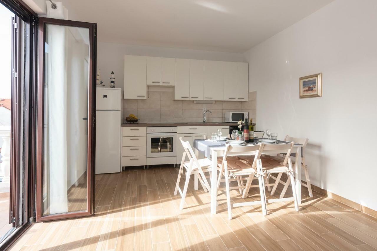 Apartman Lipotica Diklo Zára Kültér fotó