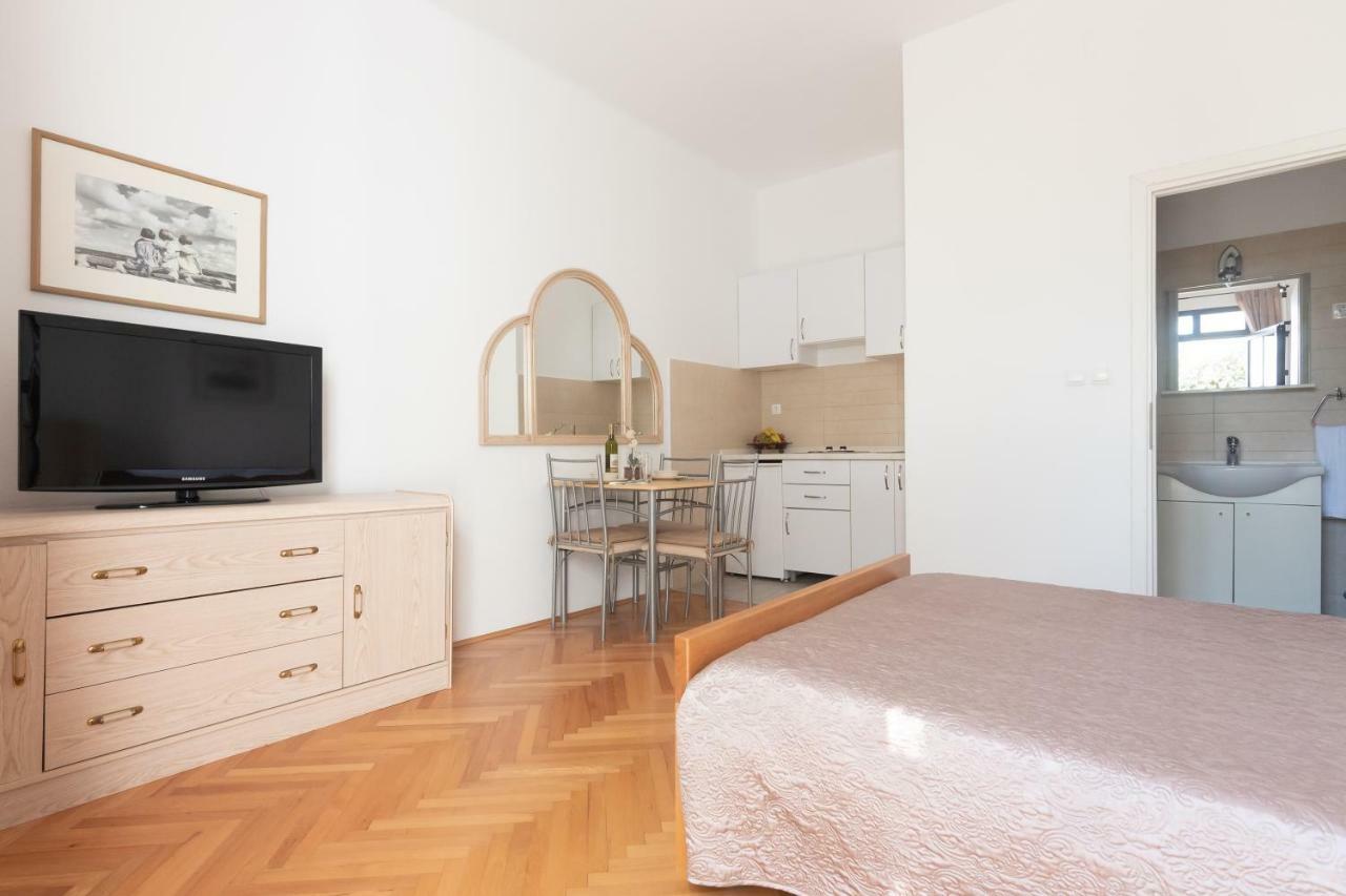 Apartman Lipotica Diklo Zára Kültér fotó