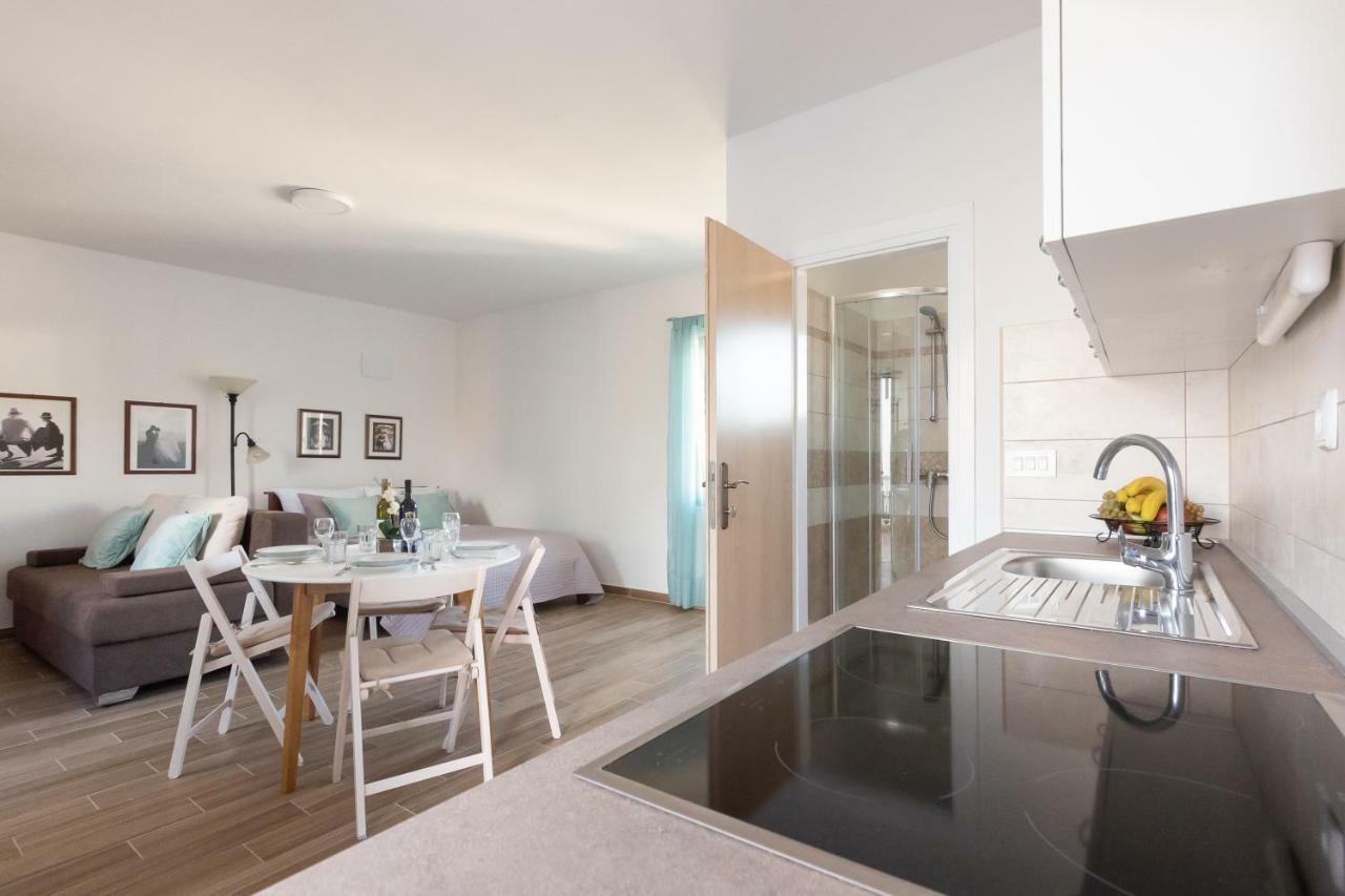 Apartman Lipotica Diklo Zára Kültér fotó