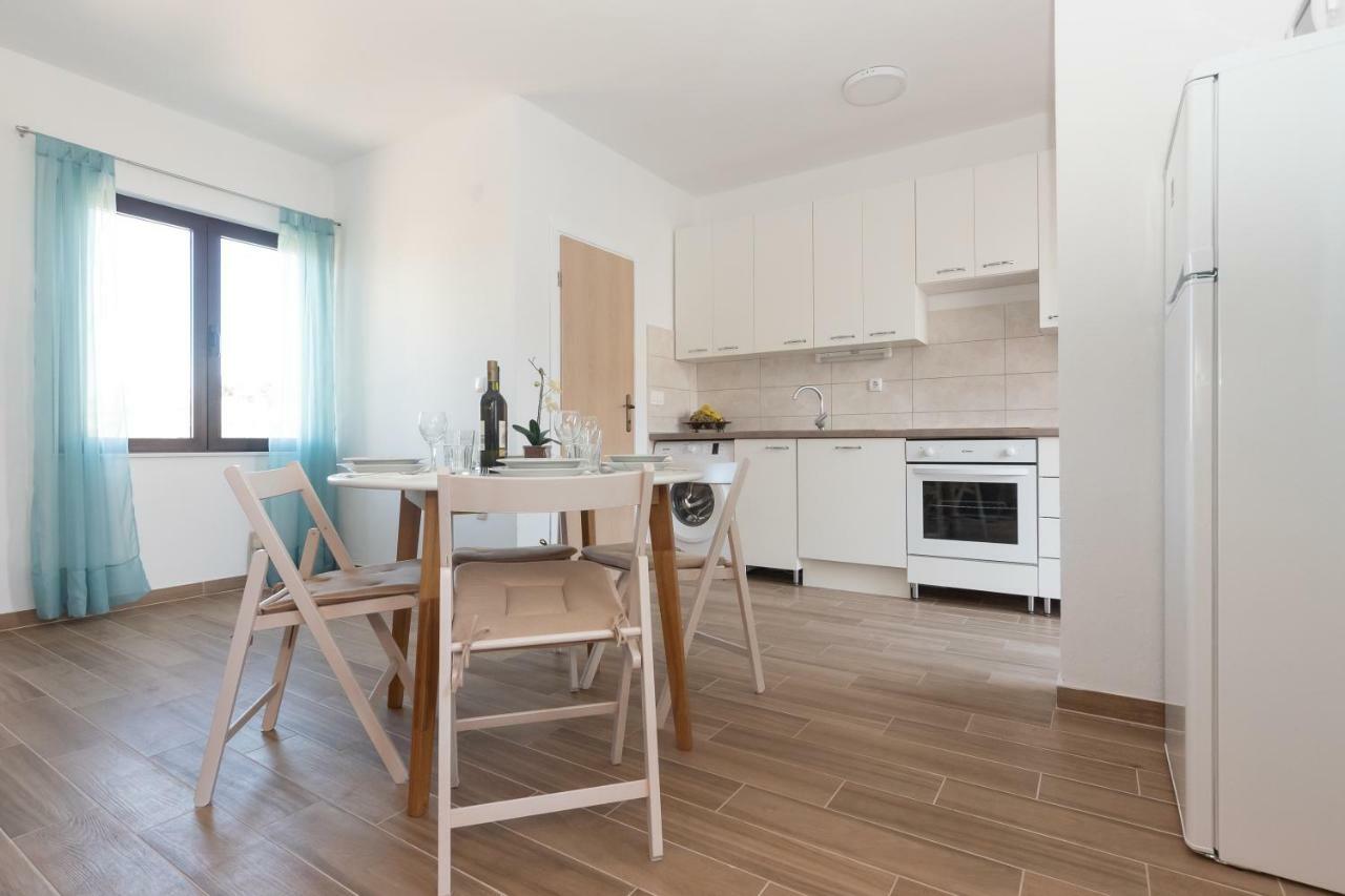 Apartman Lipotica Diklo Zára Kültér fotó