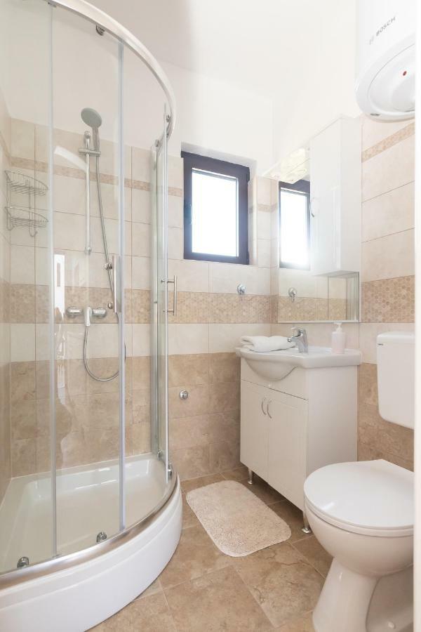 Apartman Lipotica Diklo Zára Kültér fotó