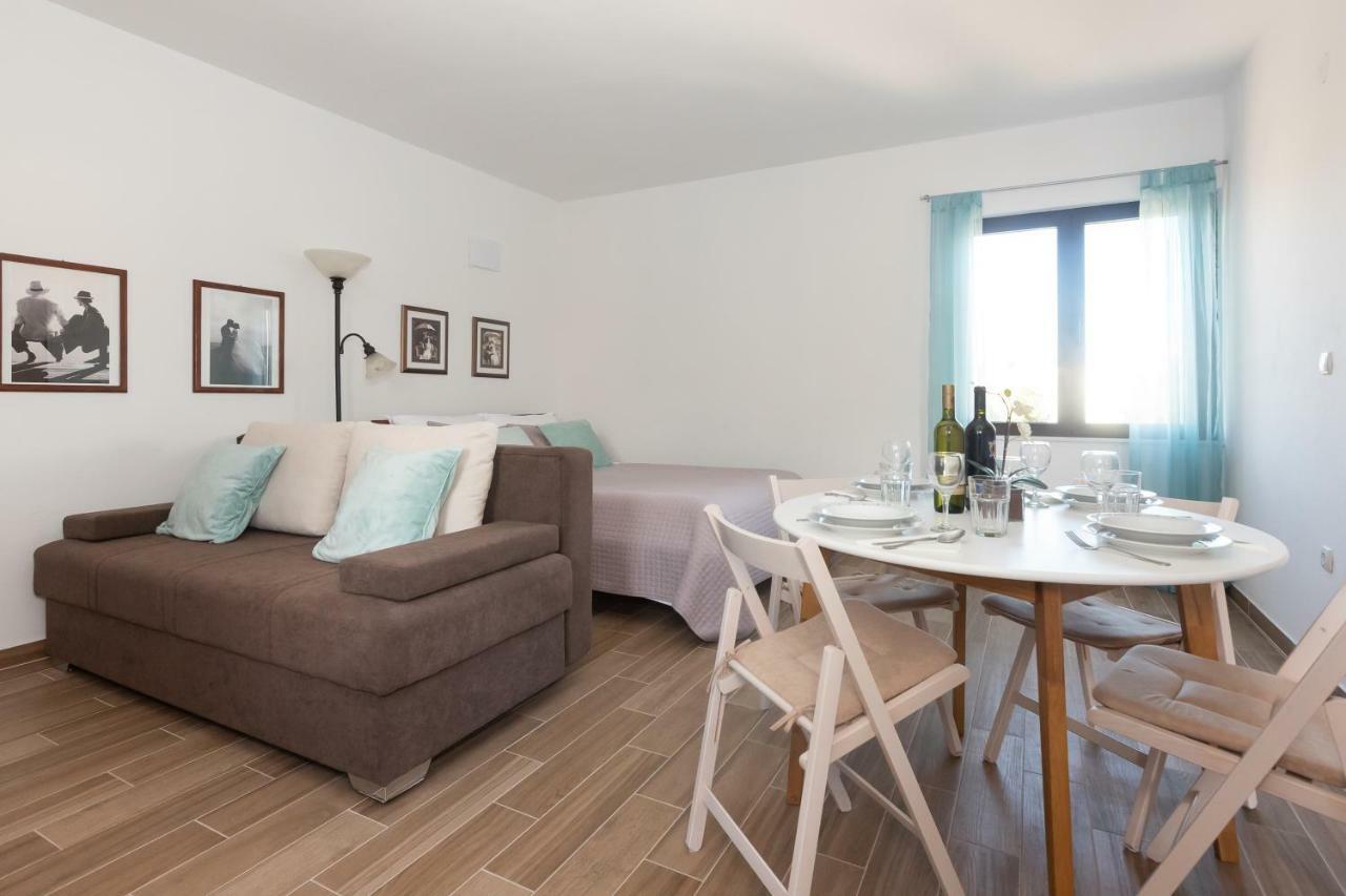 Apartman Lipotica Diklo Zára Kültér fotó