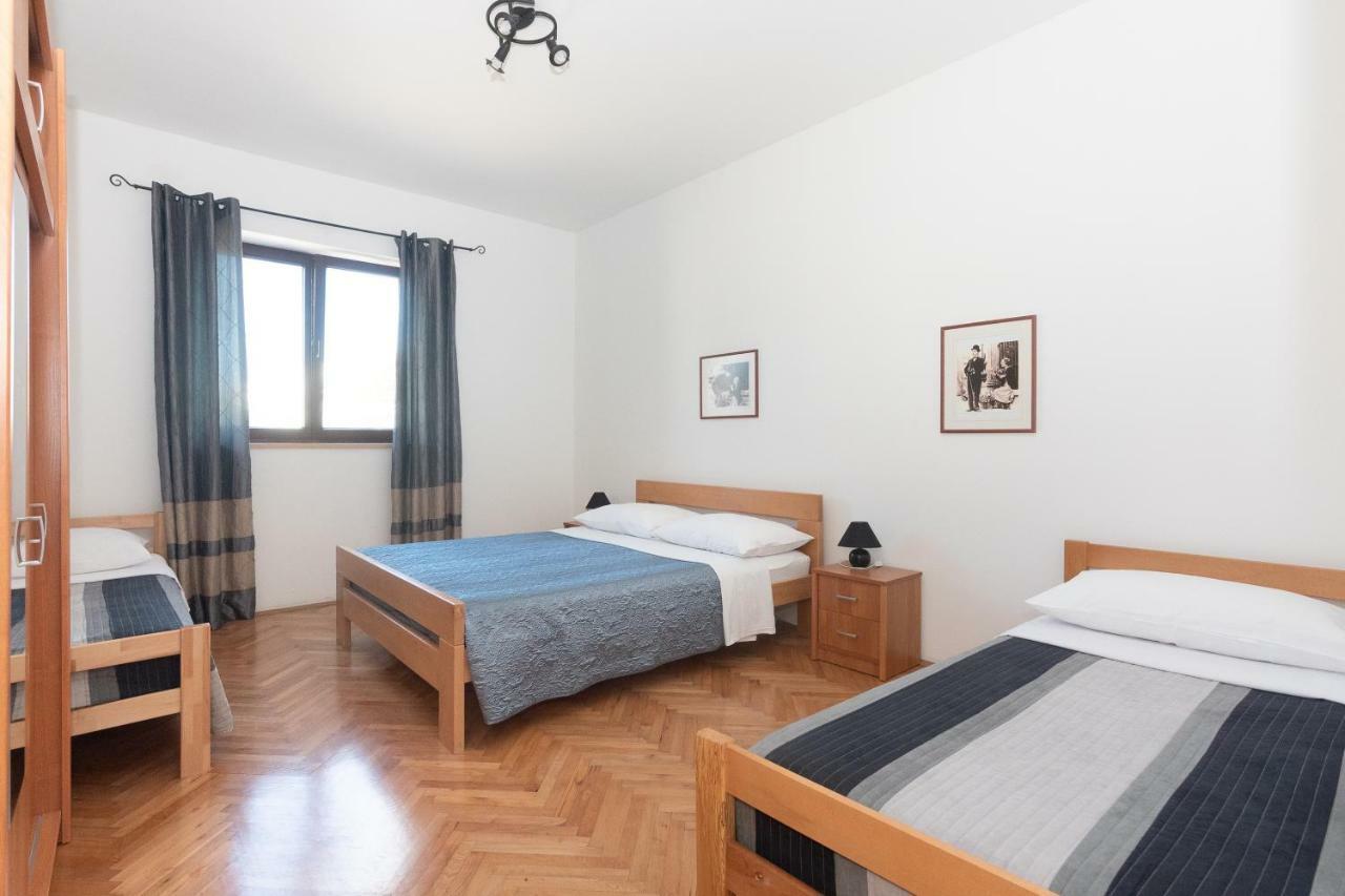 Apartman Lipotica Diklo Zára Kültér fotó