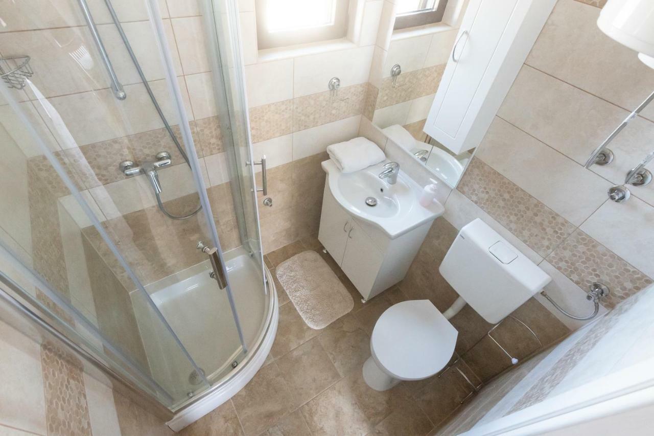 Apartman Lipotica Diklo Zára Kültér fotó