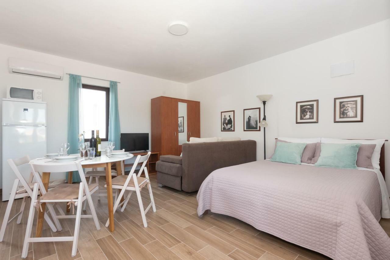 Apartman Lipotica Diklo Zára Kültér fotó
