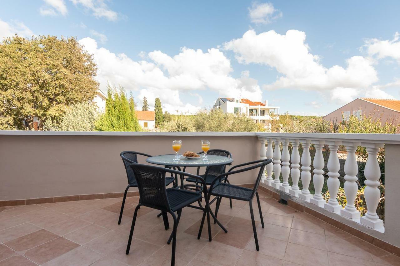 Apartman Lipotica Diklo Zára Kültér fotó